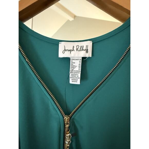 Joseph Ribkoff Greenery V-Neck Pleated Satin Peplum Top 251037 Size 18 - Picture 5 of 7